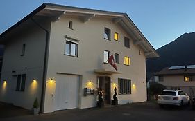 S&P Mountain View Apartment 1